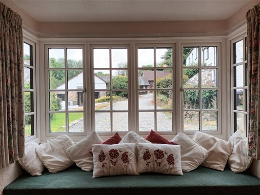 Threshing Barn bay window